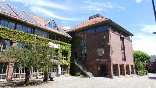 Hier ist ein Bild vom Rathaus Gehrden.