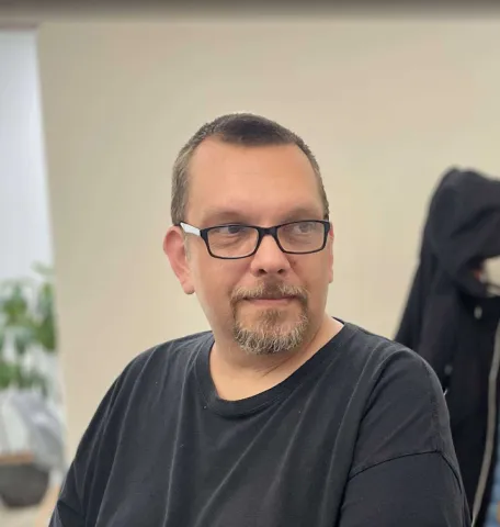 Portrait des stellvertretenden Vorsitzenden Frederik Granna